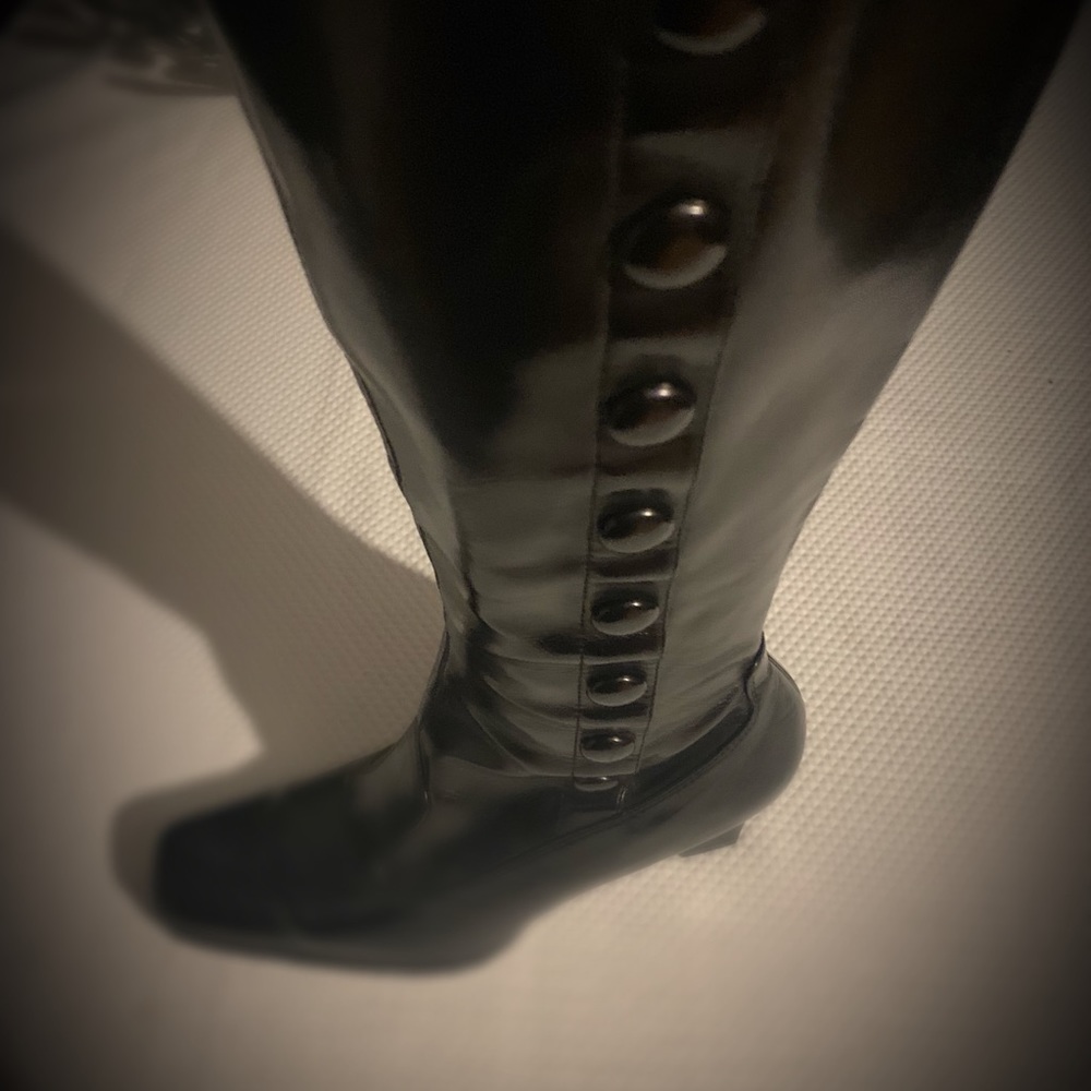 Knee high boots ! - Picture 3 of 5